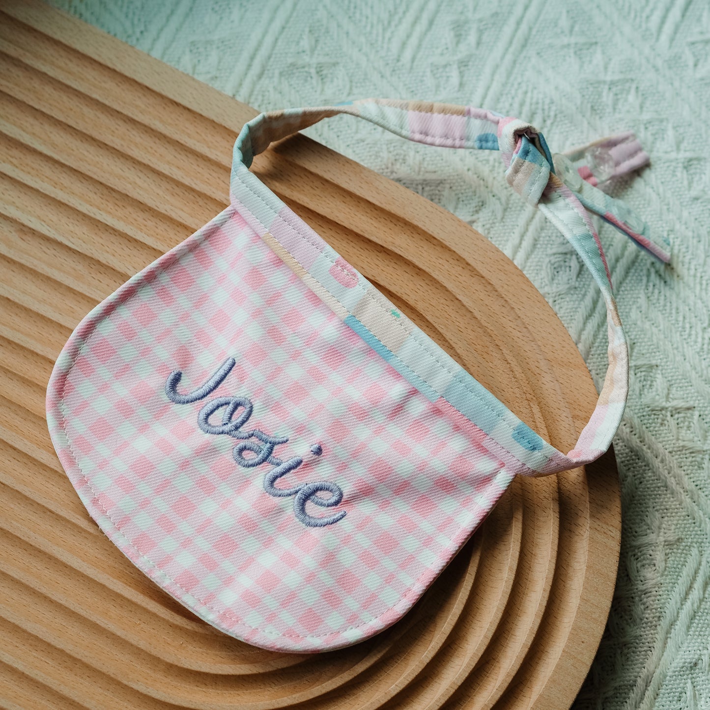 Reversible Beanie Bib